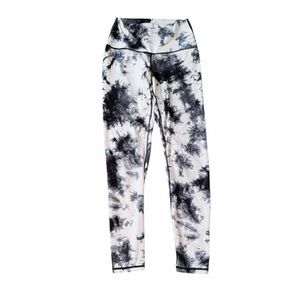 Yunoga Tie Dye Leggings size small